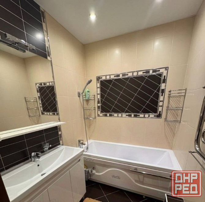 Сдается уютная трехкомнатная квартира с евроремонтом Донецк - изображение 1