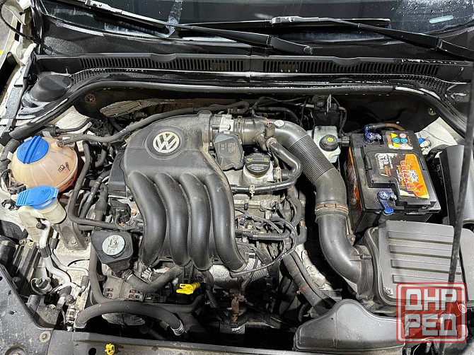 Volkswagen Jetta Официальная 2.0 литра атмосферник автомат Айсин 2014 год Донецк - изображение 6