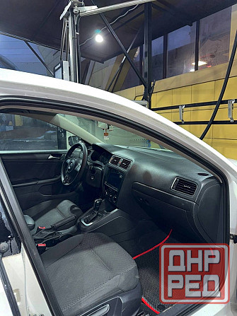 Volkswagen Jetta Официальная 2.0 литра атмосферник автомат Айсин 2014 год Донецк - изображение 7