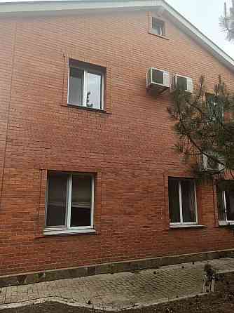 Продается большой 2 этажный дом Донецк