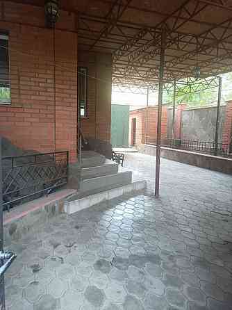 Продается большой 2 этажный дом Донецк