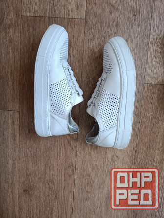 Кроссовки б/у р 37-38 Донецк - изображение 1