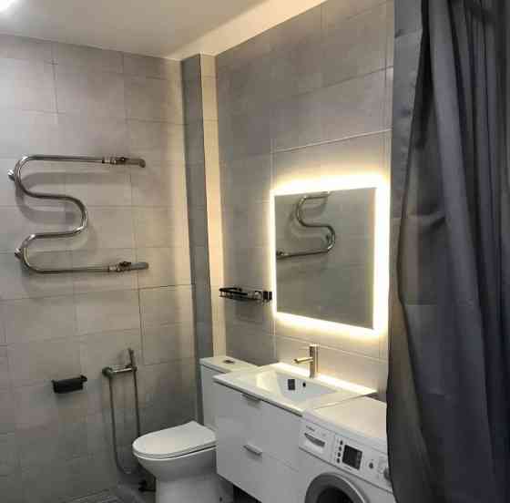 Сдам в аренду большую однокомнатную квартиру на длительный срок. г. Донецк (проспект мира) Донецк