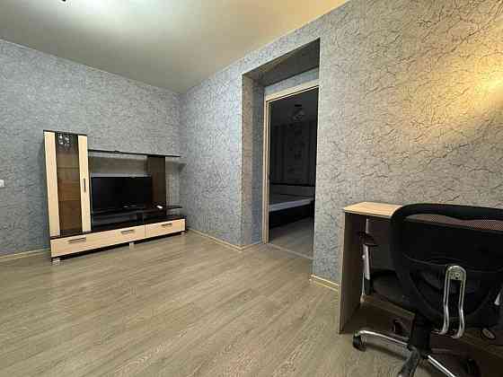 Сдается теплая и квартира со свежим ремонтом в пешей доступности к парку гулливер Донецк