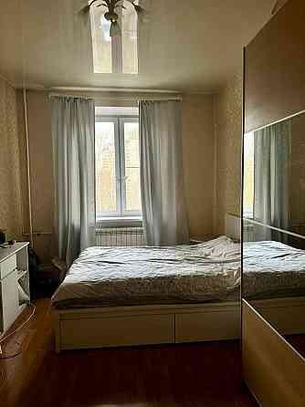 Киевский район, Шахтерская площадь, Донецк Сити, Улица Артема 3 этаж в сталинке Донецк