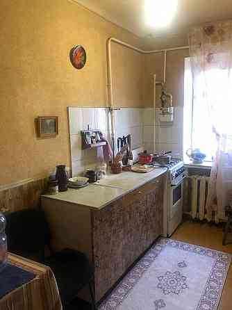 Продам 2к. Розы Люксембург / Театральный Донецк