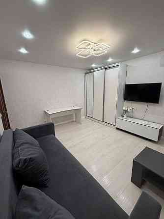 Двухкомнатная квартира с новым ремонтом Донецк