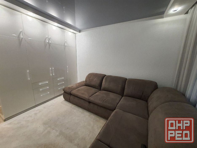 Сдаётся шикарная 3-х комнатная квартира по адресу проспект Германа Титова, 8А Донецк - изображение 1