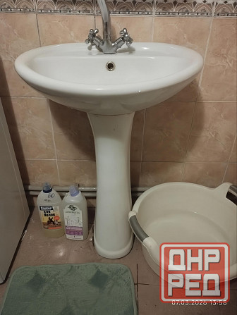 Раковина с пьедесталом, для ванной, керамическая Макеевка - изображение 1