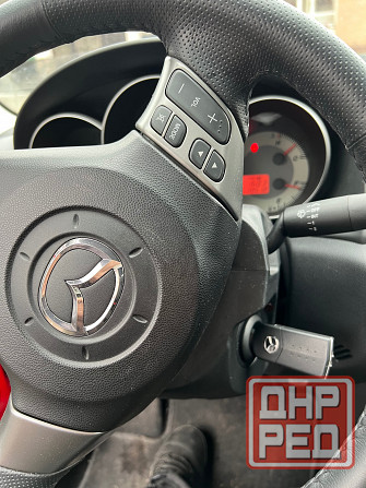 Продам мазду 3 автомат один владелец 37 пробег без пробега зимой красный цвет классика Донецк - изображение 1