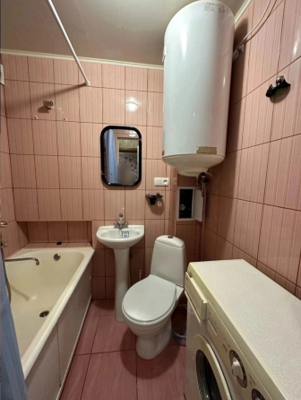 Продается 2 ком квартира, Заперевальная Донецк