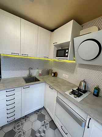 Сдаётся 2-комнатная квартира Ленинский район, Цирк, Золотое Кольцо Донецк