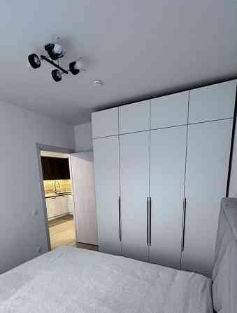 Cдаeтcя уютная однокoмнатная квартиpа в Ворошиловском районе по Комсомольскому проспекту 26 Донецк