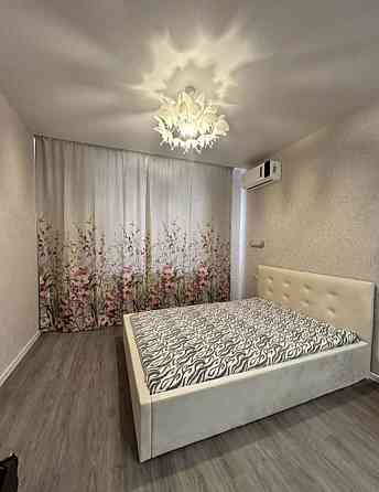 Калининском районе, ориентир бульвар Шевченко Донецк