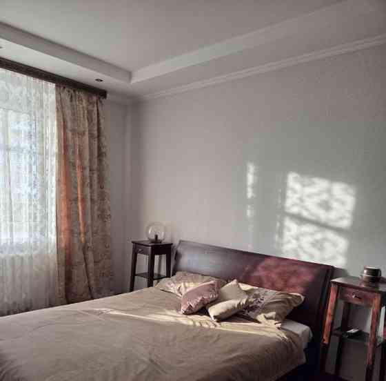 Сдаю двухкомнатную квартиру в Ворошиловском районе, ориентир площадь Ленина. Донецк