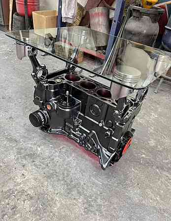 Продаю эксклюзивный стол из двигателя Москва