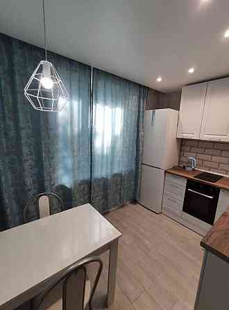 Сдаю на длительный срок двухкомнатную квартиру Донецк