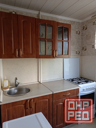 сдам квартиру на красном рынке Макеевка - изображение 1