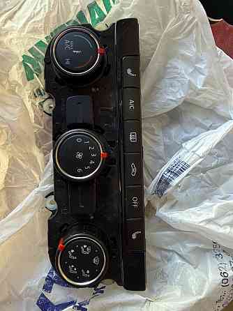 Блок управления печки и кондиционера Passat B7 USA Донецк