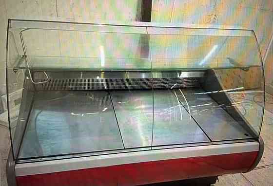 Холодильная витрина 1,8м Донецк