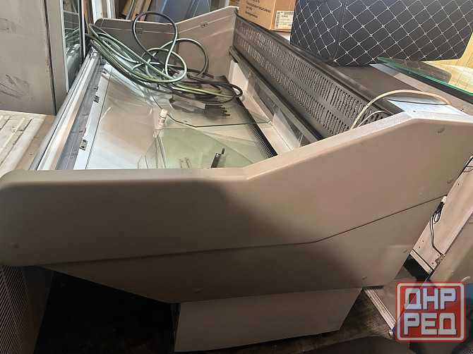 Холодильная витрина 1,8м Донецк - изображение 3