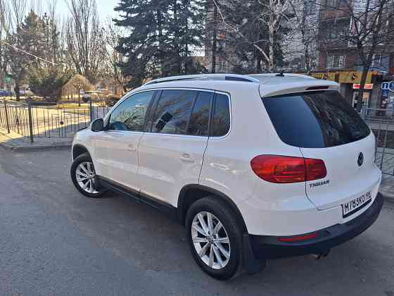 Продам фольксваген тигуан в отличном состоянии. Макеевка