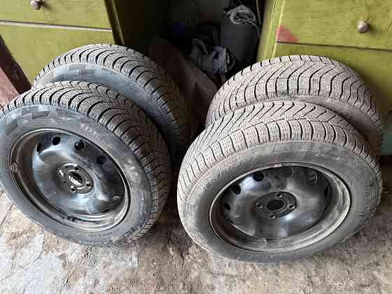 Зимняя резина Pirelli ice zero ,185/65 r15 Донецк
