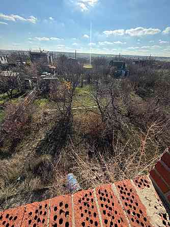 Продаётся с гаражом 2-х этажный 3-х комнатный дом в с. Андреевка Донецк