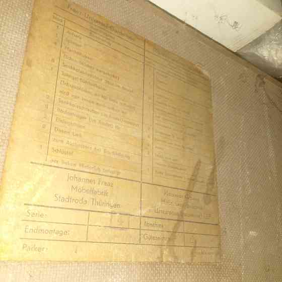 Продам немецкий шкаф Донецк