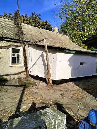 Продаётся с гаражом большой дом в Куйбышевском районе Донецк