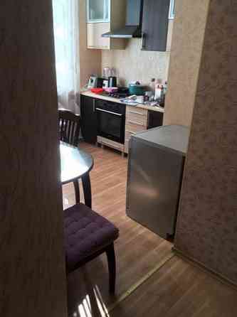 Продам 2 ком кв в Калининском р-н по ул Лабутенко Донецк