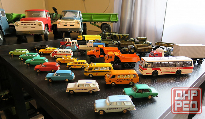 Куплю игрушки ссср,солдатики,машинки,технику. Донецк - изображение 1