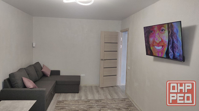 Продам 2-х комнатную квартиру с новым ремонтом,мебелью и техникой Луганск - изображение 7