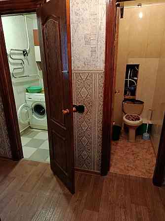 Продам трехкомнатную квартиру Ясиноватая