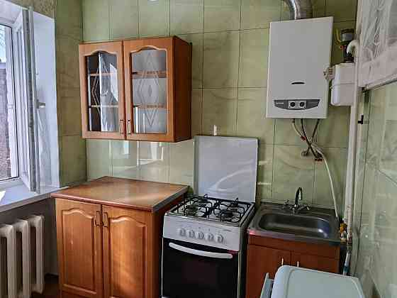 Продам светлую 2 ком. кв-ру в кирпичном доме Донецк