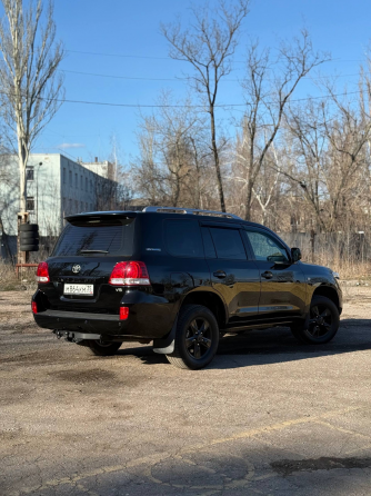 Продам Toyota Land Cruiser 200 Донецк