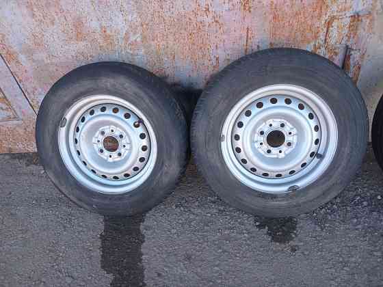 Продаю два колеса на ваз,р 13 Донецк