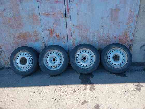 Продаю колёса не дорогие на 3110 или 31105 волга Донецк