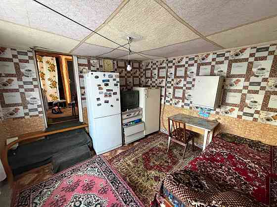 Продам дом с газом, 82 м.кв., участок 16 соток - г. Харцызск, ул. Колхозная Харцызск