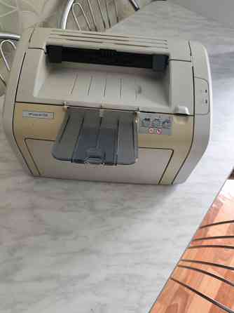 Продается лазерный принтер Макеевка