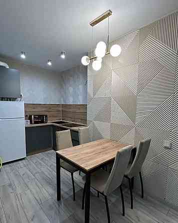 Сдается двухкомнатная квартира в Пролетарском районе ас Щетинина, третий этаж Донецк