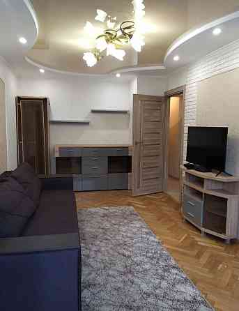 Сдам 3 км квартиру Донецк, Киевский район, ул. Батищева (Маяк) Донецк