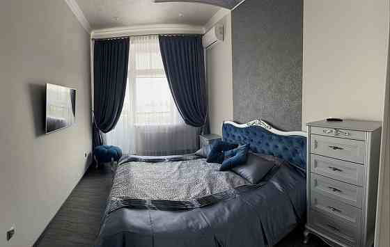 Сдается в аренду просторная двухуровневая 3-комнатная квартира Донецк