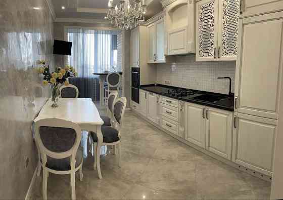 Сдается в аренду просторная двухуровневая 3-комнатная квартира Донецк