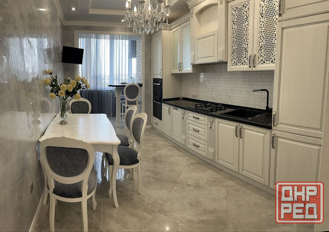 Сдается в аренду просторная двухуровневая 3-комнатная квартира Донецк - изображение 1