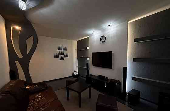 Сдается двухкомнатная квартира в Ворошиловском, в районе Набережной Донецк