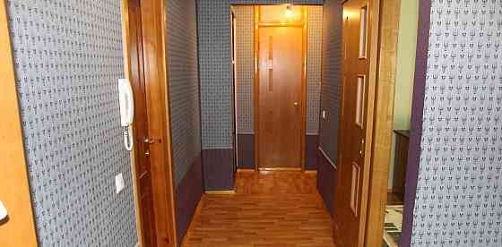 Сдаю двух-комнатную квартиру 52.0 м² этаж 2/9 город Донецк, Калининский район Донецк