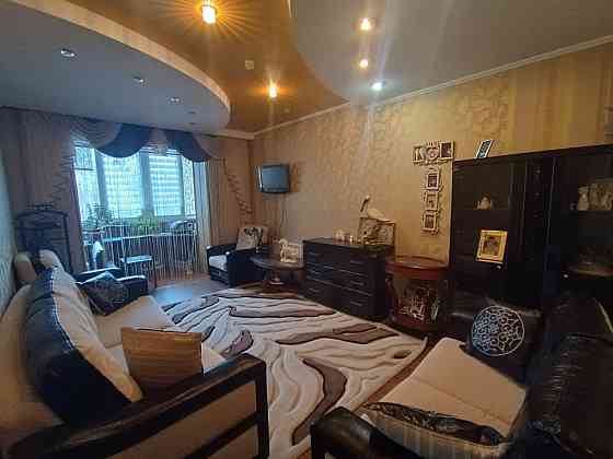 продам современную 2-комнатную квартиру на Текстильщике, крупногабаритная 55 м кв Донецк