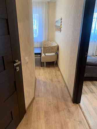 Однокомнатная квартира расположена в г. Донецк, Ленинский район, ориентир: Обжора. Донецк