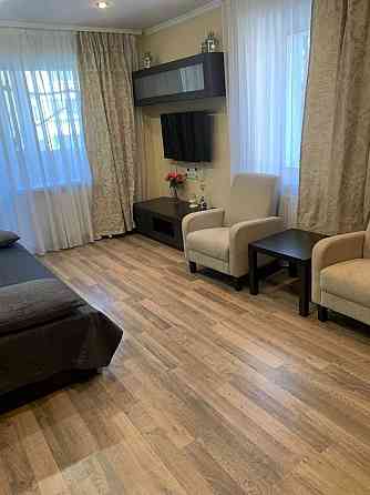 Однокомнатная квартира расположена в г. Донецк, Ленинский район, ориентир: Обжора. Донецк